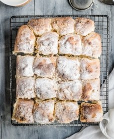 photo-1511091691672-077fac8f2046